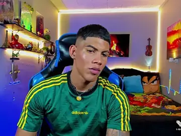 Stripchat Adult Webcam of Damian_latinxxx