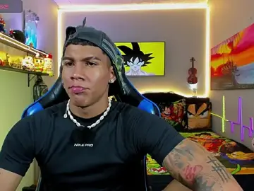 Stripchat Nude Webcam of Damian_latinxxx