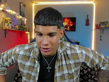 Stripchat Watch Live Sex Cams of Damian_latinxxx
