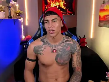 Stripchat Best Webcam of Damian_latinxxx