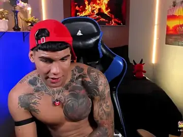 Stripchat Live Sex of Damian_latinxxx