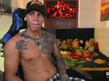 Stripchat Adult Webcams of Damian_latinxxx