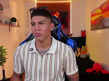 Stripchat Live Porn of Damian_latinxxx