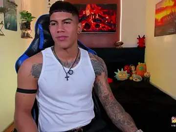 Stripchat Adult Webcam of Damian_latinxxx