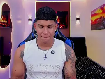 Stripchat Watch Live Sex Cams of Damian_latinxxx