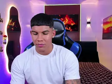 Stripchat Live Sex of Damian_latinxxx