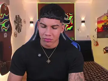 Stripchat Live Porn of Damian_latinxxx