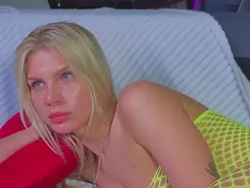 Stripchat Watch Live Sex Cams of Nicole_Hampton