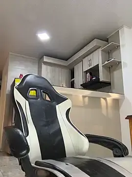 Stripchat Live Sex of YeremiBrowm