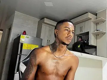 Stripchat Best Webcam of YeremiBrowm