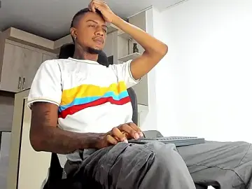 Stripchat Watch Live Sex Cams of YeremiBrowm