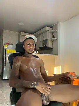 Stripchat Watch Live Sex Cams of YeremiBrowm