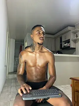 Stripchat Free Porn Cam of YeremiBrowm