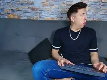 Stripchat Live Sex of Maykol_Victoriasr