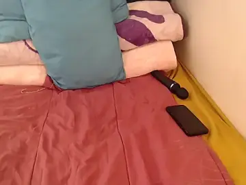 Stripchat Nude Webcam of Busty-Londie