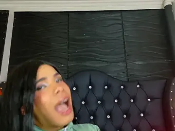 Stripchat Adult Webcam of Giorgina_Parado