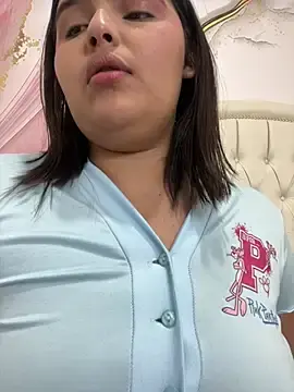 Stripchat Sex Cam of Lia_sexx