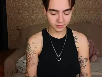 Stripchat Free Porn Cam of Lilihere_