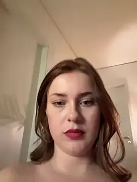 Stripchat Adult Webcam of MaribelRiver