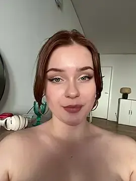 Stripchat Nude Webcam of MaribelRiver