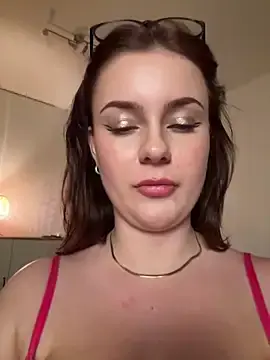 Stripchat Watch Live Sex Cams of MaribelRiver