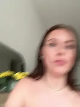 Stripchat Free Porn Cam of MaribelRiver