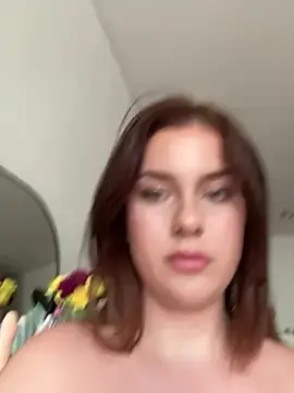 Stripchat Sex Cam of MaribelRiver