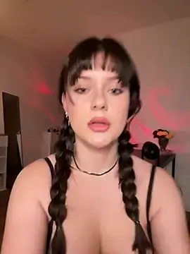 Stripchat Free Live Porn of MaribelRiver