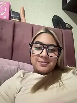 Stripchat Live Porn of Miabonnett_