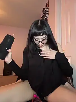 Stripchat Sex Cam of Gothbabbi