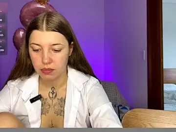 Stripchat Sex Cam of INSOMNIA_strip