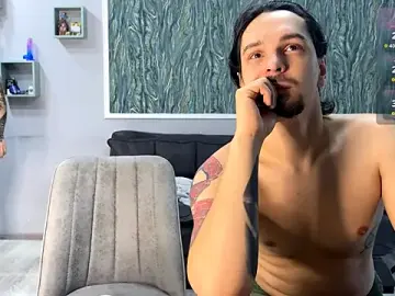 Stripchat Adult Video Chat of Miley_and_Michael