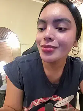 Stripchat Live Sex Cam of TS-SimplyTheBest