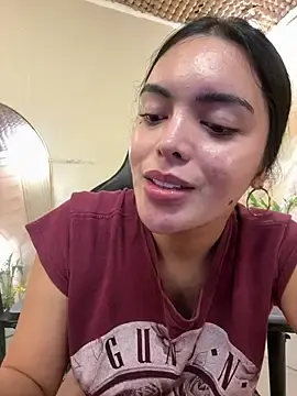 Stripchat Live Sex Cam of TS-SimplyTheBest