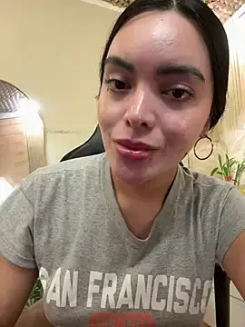 Stripchat Free Live Porn of TS-SimplyTheBest