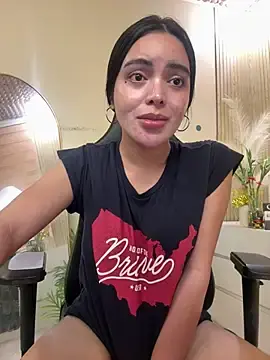 Stripchat Live Sex Cam of TS-SimplyTheBest