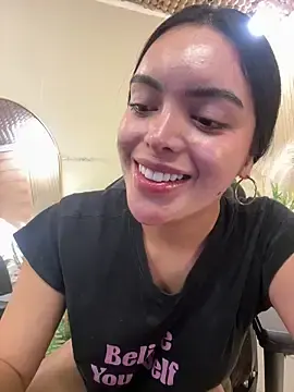 Stripchat Live Sex of TS-SimplyTheBest