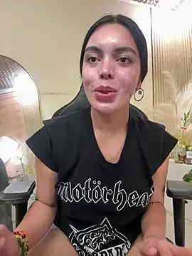 Stripchat Live Sex Cam of TS-SimplyTheBest