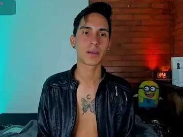 Stripchat Sex Cam of Alexmillers