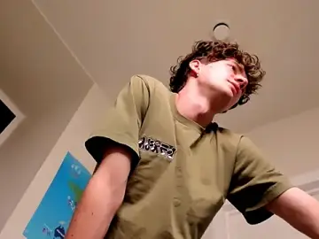Stripchat Best Webcam of LukeSweet