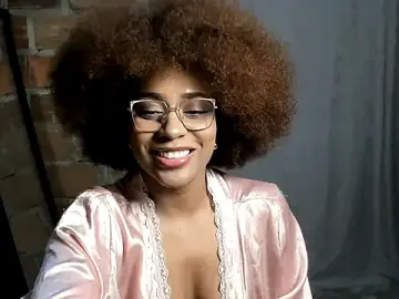 Stripchat Best Webcam of thaimy_