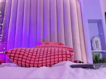 Stripchat Live Sex Cam of CristalCornner_