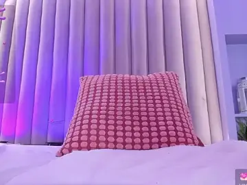 Stripchat Free Live Porn of CristalCornner_