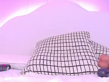 Stripchat Live Porn of CristalCornner_