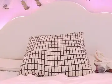 Stripchat Watch Live Sex Cams of CristalCornner_