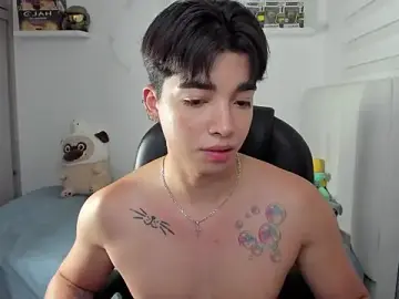 Stripchat Live Sex of santy7v7