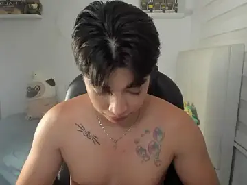 Stripchat Best Webcam of santy7v7