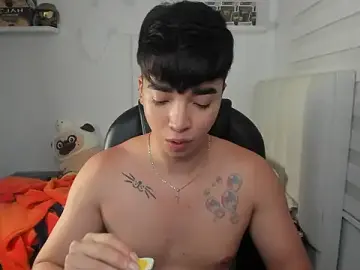 Stripchat Adult Video Chat of santy7v7