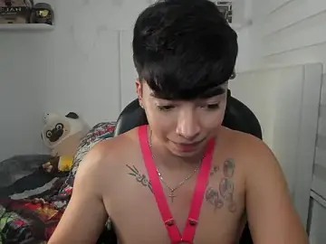 Stripchat Best Webcam of santy7v7