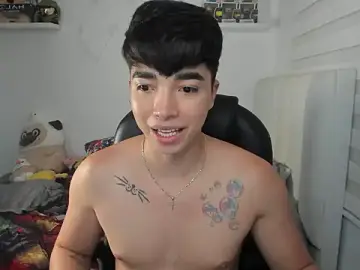 Stripchat Best Webcam of santy7v7